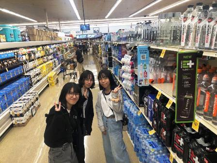 2024.06.24 (4) 途中Supermarketで買い出し.jpg